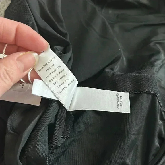 Andie Swim The Corsica One Piece Swim Suit Black - Picture 6 of 6